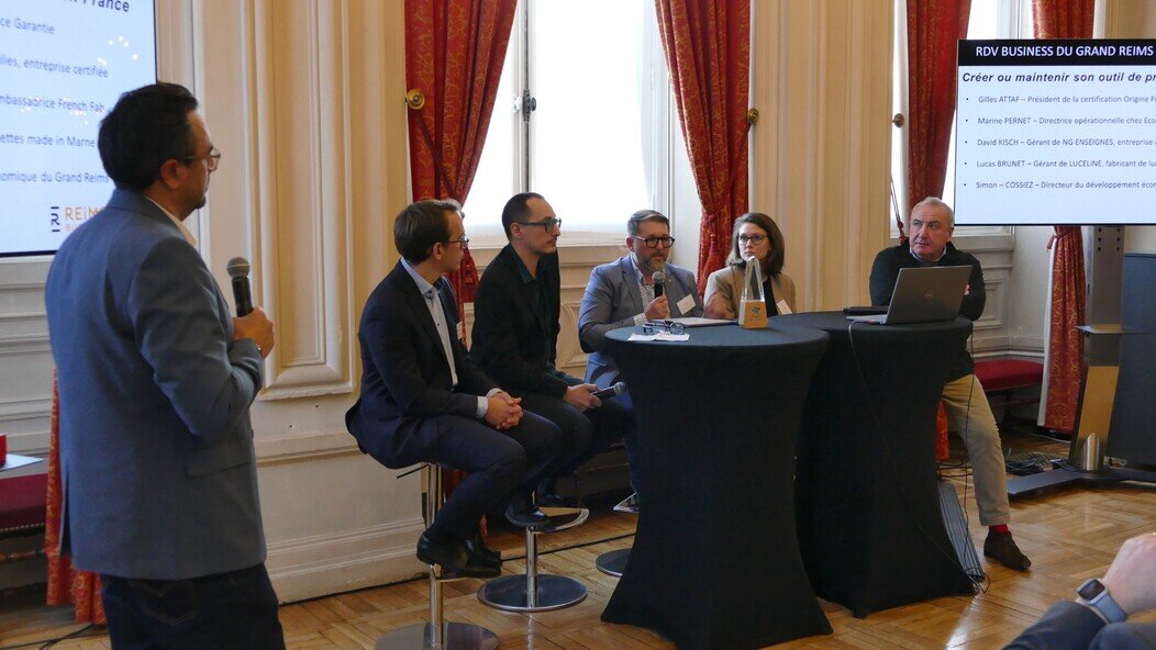 Photo de Simon Cossiez, Lucas Brunet, David Kisch, Marine Pernet et Gilles Attaf