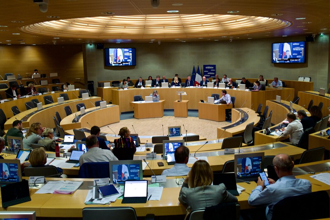 Photo de Franck Leroy au conseil régional du Grand Est