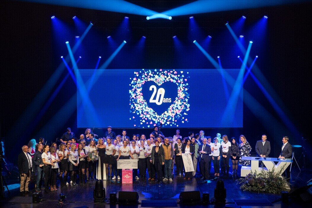 Photo de la remise des prix de l'engagement associatif