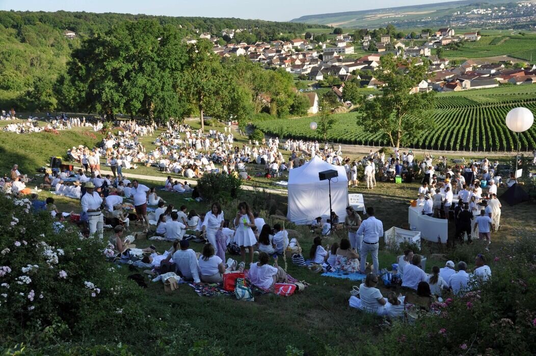 Photo des participants de 10ans de la champagne à l'UNESCO