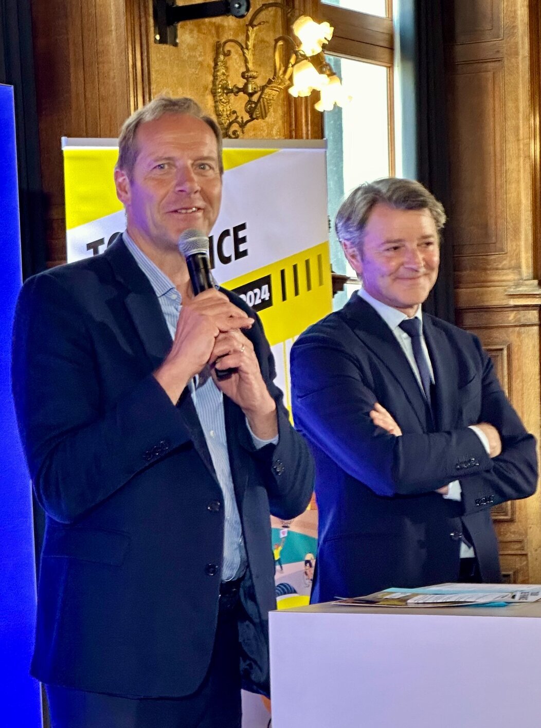 Photo de Christian Prudhomme et François Baroin