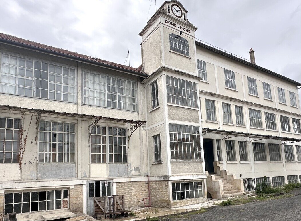 Photo du futur hôtel restaurant à Fontaine-les-grès