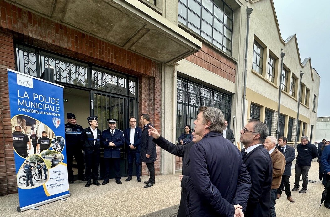 Photo de l'ancienne usine textile reconvertie en pôle sécurité