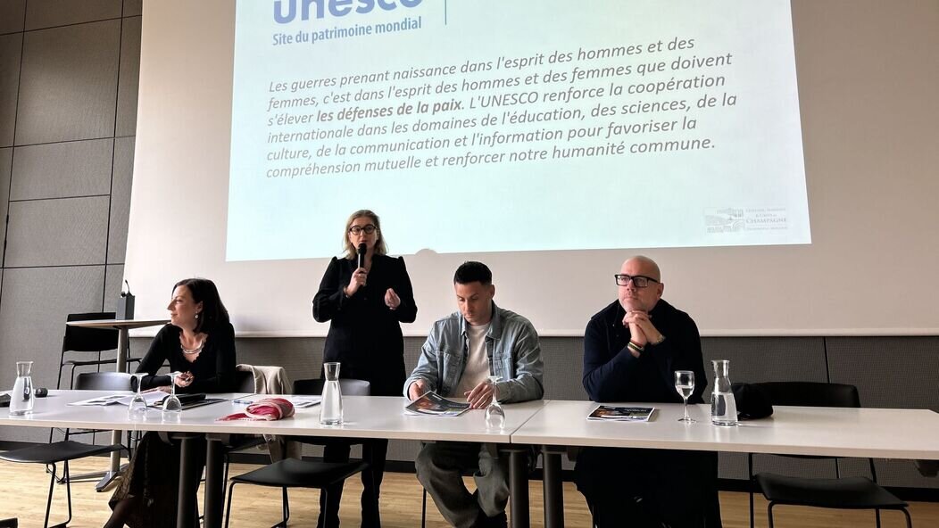 Photo de Arnaud Lallement, Ismael Taggae, Séverine Couvreur et Amandine Crépin