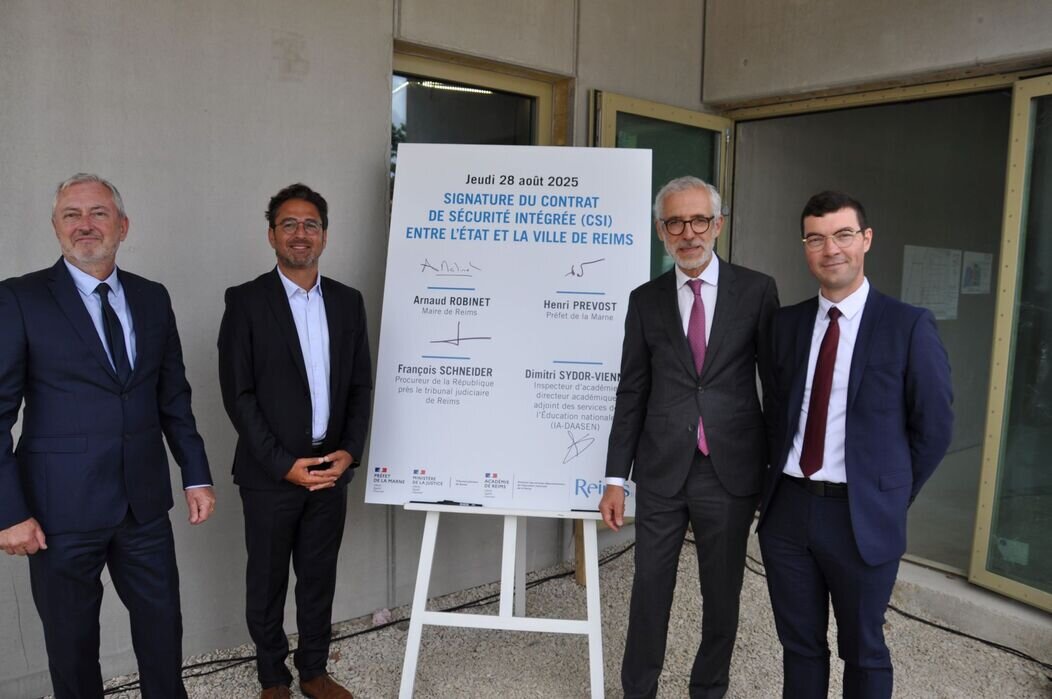 Photo de François Schneider, Arnaud Robinet, Henri Prévost et Dimitri Sydor-Vienne