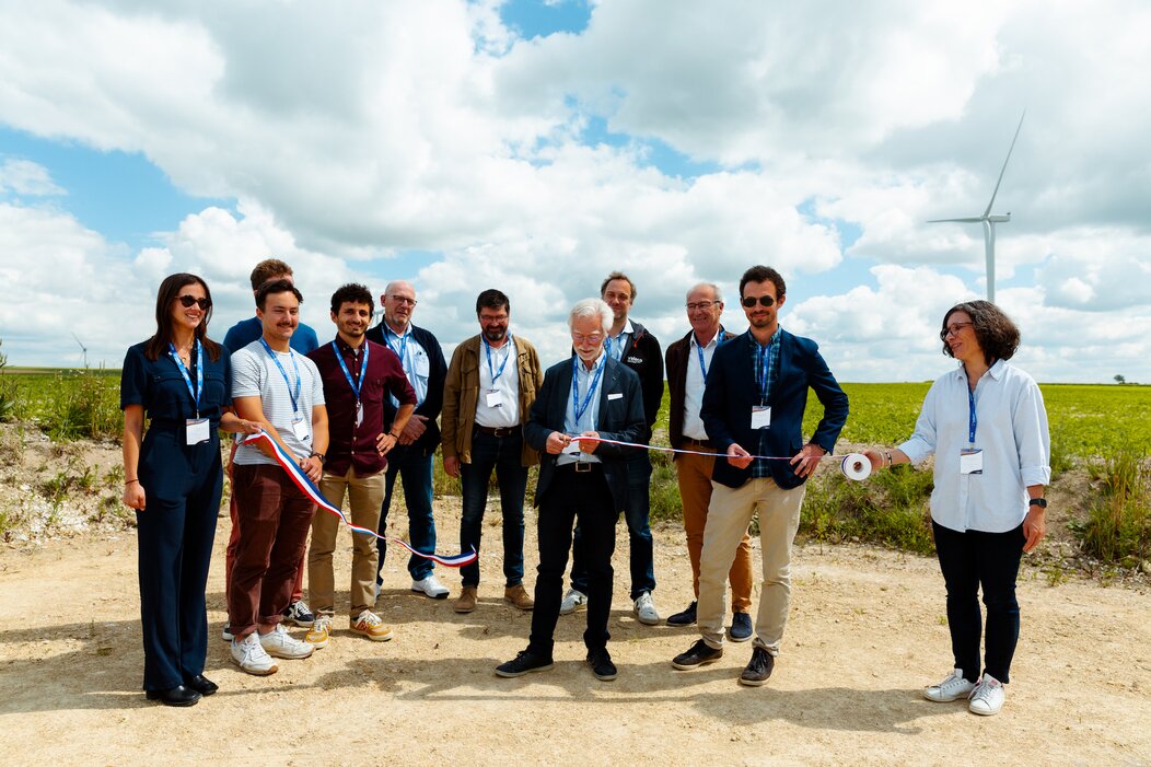 Photo de l'inauguration du parc éolien de Nongée