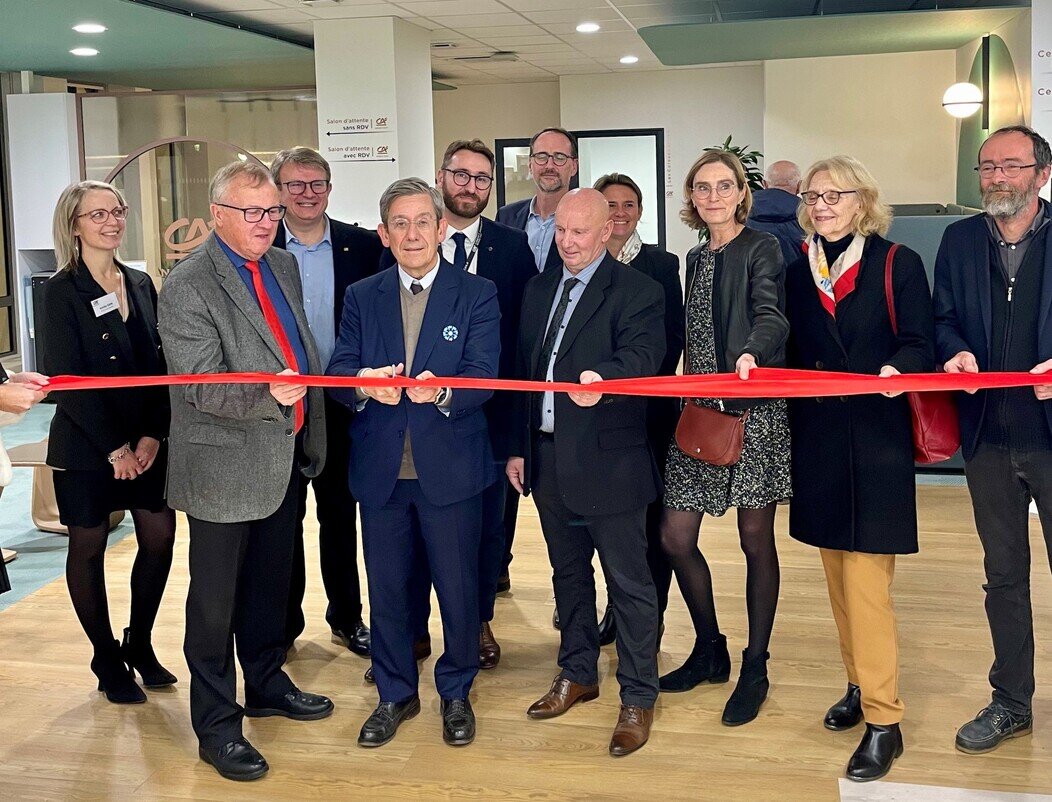 Photo d'Émilie Gain, Jacky Desbrosse, Jérôme Barthélémy, Charles de Courson, David Reculet, Vincent De Koninck, Sophie Coroyer, Franck Jacqueline, Laura Bouchillou, Brigitte Hanse et Paul Poquet