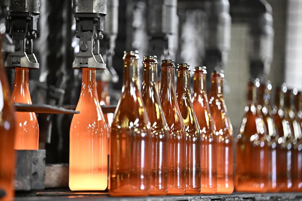 Photo de la production de bouteilles