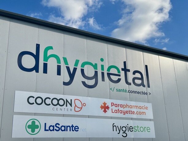 Photo de l'extension de la plateforme logistique de sa filiale Dhygietal